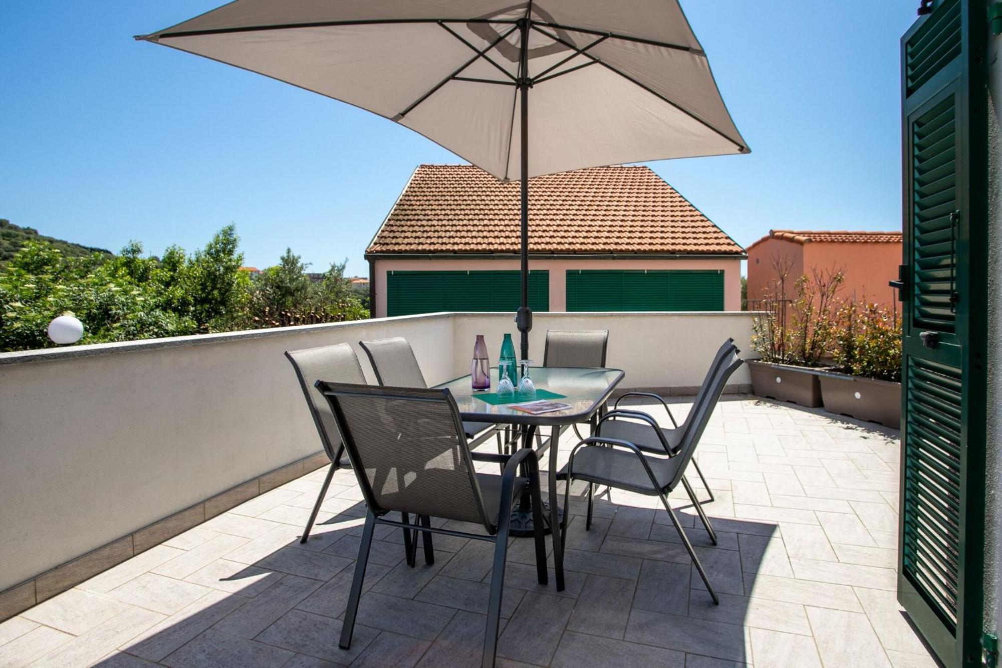 Villa Zafferano Suites Челле-Лігуре Екстер'єр фото